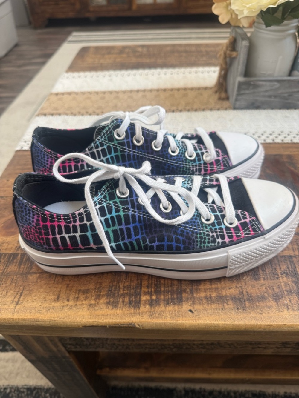Converse Chuck Taylor All Star Low, ladies size 7